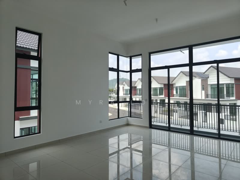 Rumah Kluster untuk Dijual di Setia Eco Gardens (Gelang Patah) - Myra loh - Interior - PropertyGuru.com.my