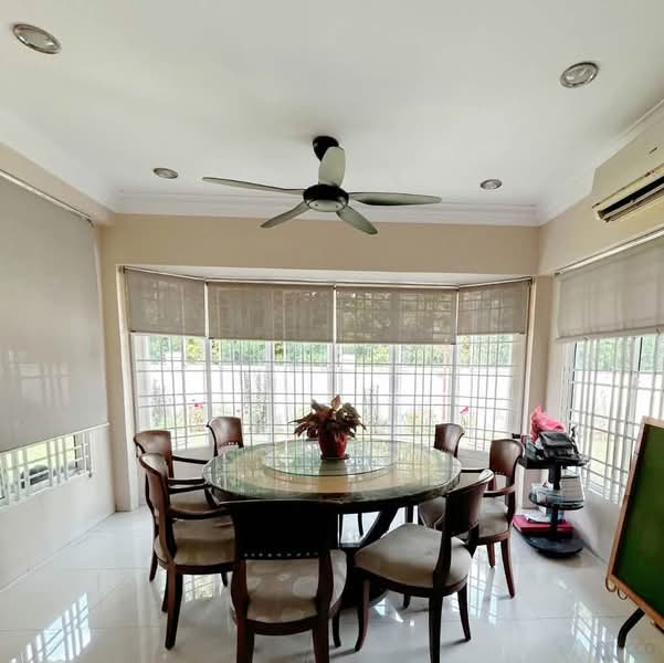 Rumah Teres 2-Tingkat untuk Dijual di Taman Ipoh Permai (Ipoh) - Sam . - Dining Room - PropertyGuru.com.my