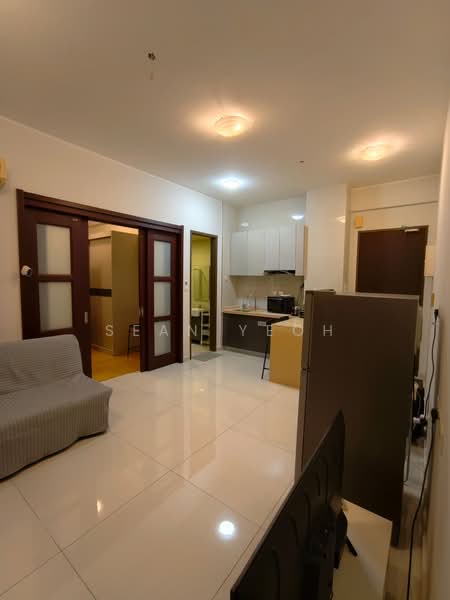 Kondominium untuk Dijual di Amberside @ Country Garden Danga Bay - Sean Yeoh - Living Room - PropertyGuru.com.my