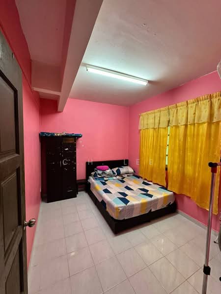 Pangsapuri untuk Dijual di Mutiara Perdana - C.H. Lee - Bedroom - PropertyGuru.com.my