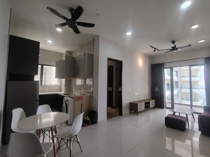 Condominium for Rent at Bay Point @ Country Garden Danga Bay - Stella Narita - Living Room - PropertyGuru.com.my