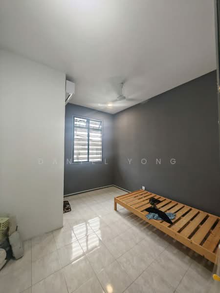 Rumah Teres 2-Tingkat untuk Dijual di Taman Megah Ria (Masai) - Daniel Yong - Bedroom - PropertyGuru.com.my