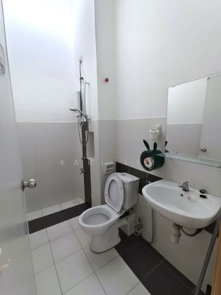 2-storey Terraced House for Sale in Setia Tropika (Johor Bahru) - Karl Lim - Bathroom - PropertyGuru.com.my