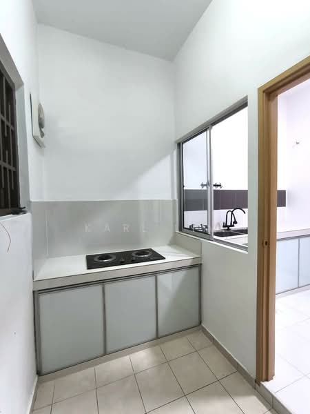 2-storey Terraced House for Sale in Setia Tropika (Johor Bahru) - Karl Lim - Kitchen - PropertyGuru.com.my