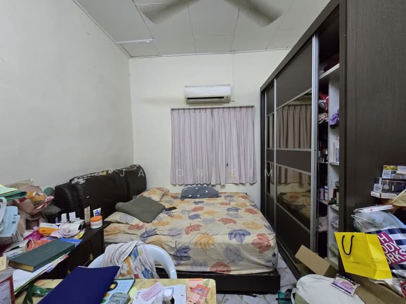 1-storey Terraced House for Sale in Taman Skudai Baru (Skudai) - Jason Sim - Bedroom - PropertyGuru.com.my