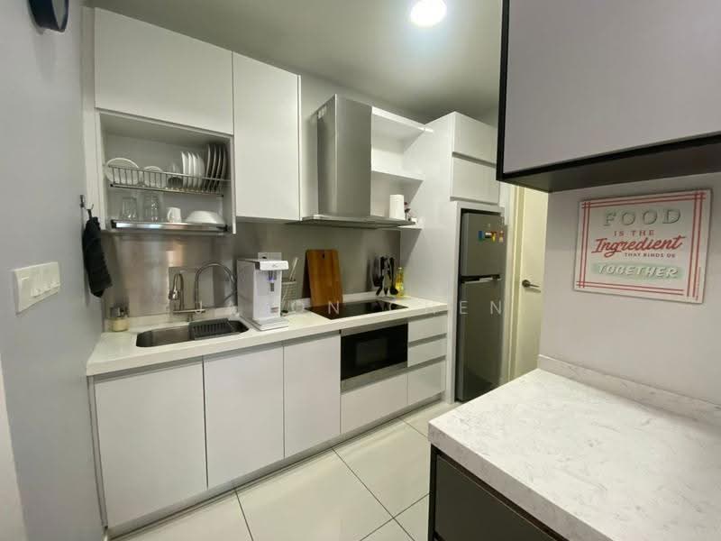 Kediaman Servis untuk Dijual di Eco Sky - Jason Chen - Kitchen - PropertyGuru.com.my