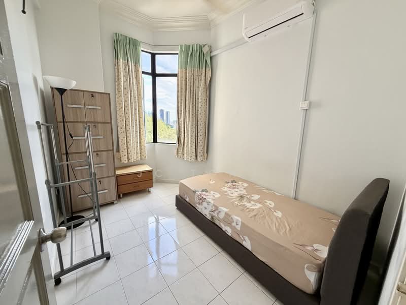 Pangsapuri untuk Dijual di Parkview Towers - JC Tong - Bedroom - PropertyGuru.com.my