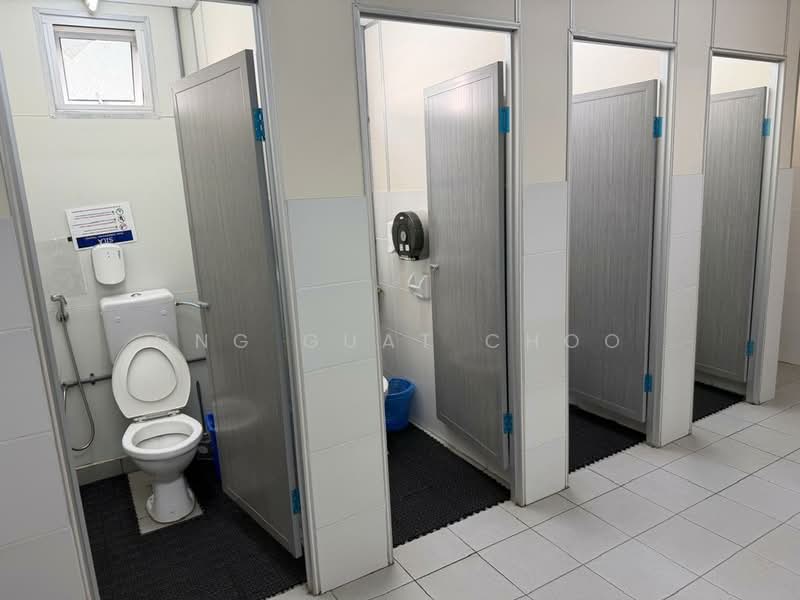 Tanah Perindustrian untuk Disewa di Bukit Raja (Selangor) - Ong Guat Choo - Bathroom - PropertyGuru.com.my