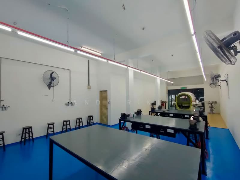 Shop / Office untuk Disewa di Denai Alam (Shah Alam) - Andy Riki - Interior - PropertyGuru.com.my