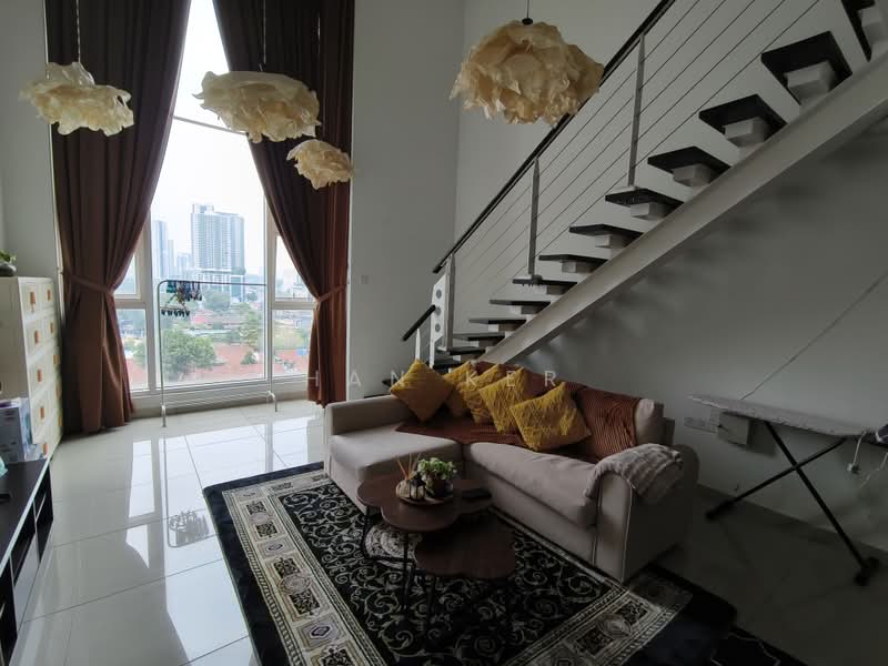 Kediaman Servis untuk Dijual di The Scott Garden SOHO - Han Ker - Living Room - PropertyGuru.com.my