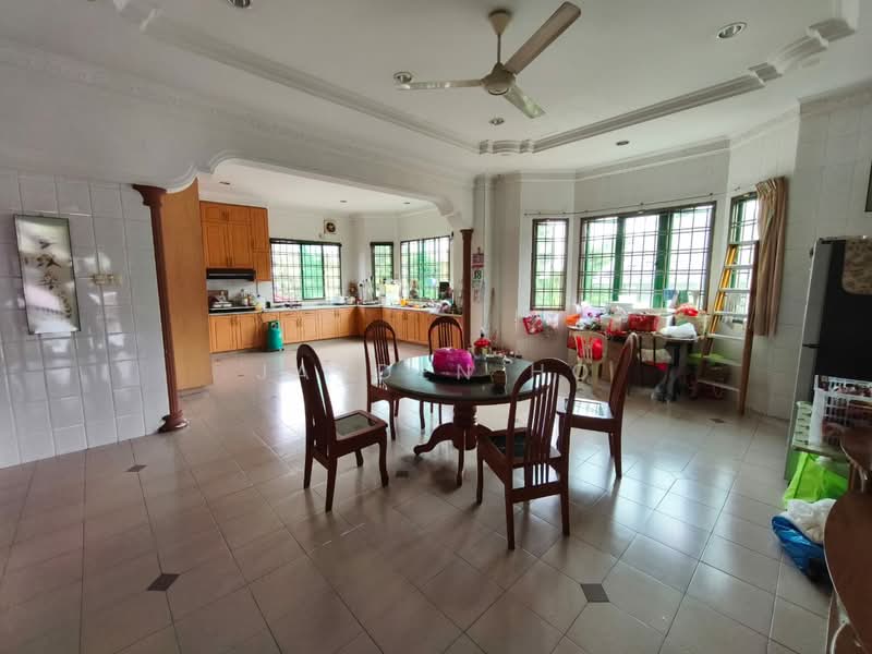 Bungalow House untuk Disewa di Taman Paramount (Petaling Jaya) - Jayden Ho - Kitchen - PropertyGuru.com.my