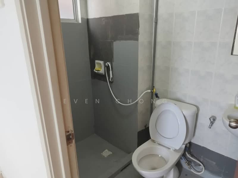 Pangsapuri untuk Disewa di Aliran Damai - Even Chong - Bathroom - PropertyGuru.com.my