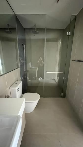 Kediaman Servis untuk Dijual di ViiA Residences - Honsa Ung - Bathroom - PropertyGuru.com.my