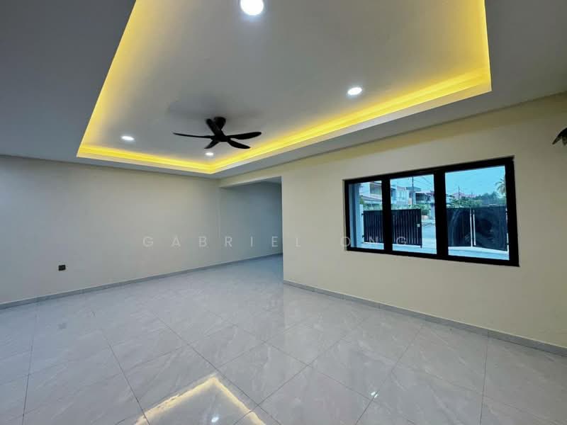 Rumah Teres 2-Tingkat untuk Dijual di Taman Sentosa (Johor Bahru) - Gabriel Ong - Living Room - PropertyGuru.com.my