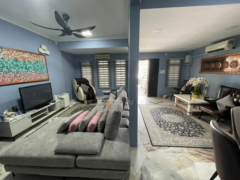 Rumah Teres untuk Dijual di Taman Bersatu (Rawang) - SK Luk - Living Room - PropertyGuru.com.my