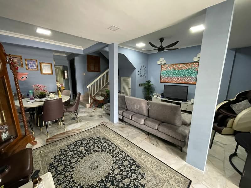 Rumah Teres untuk Dijual di Taman Bersatu (Rawang) - SK Luk - Living Room - PropertyGuru.com.my