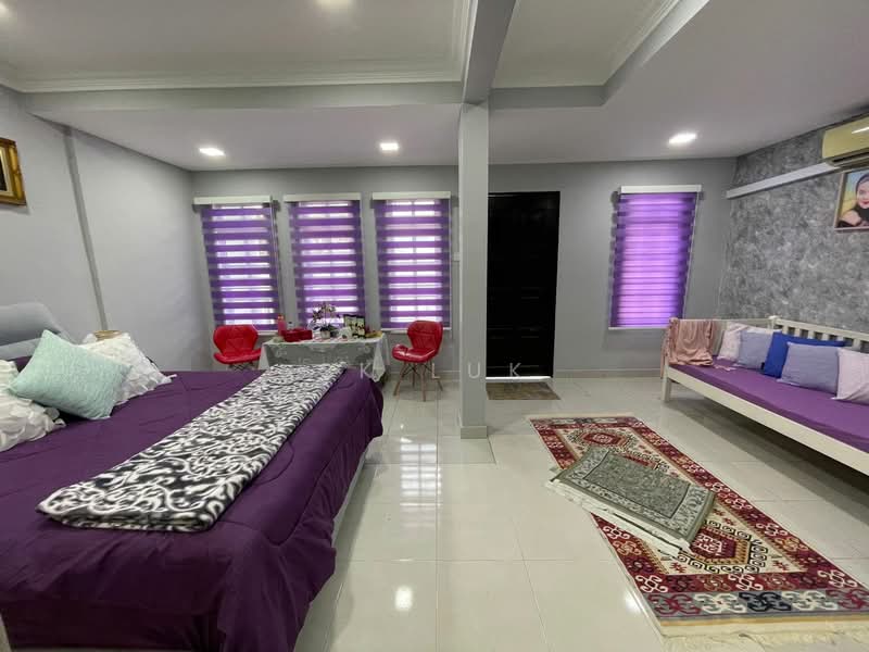 Rumah Teres untuk Dijual di Taman Bersatu (Rawang) - SK Luk - Bedroom - PropertyGuru.com.my
