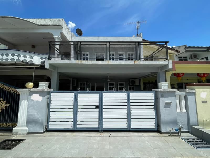 Rumah Teres untuk Dijual di Taman Bersatu (Rawang) - SK Luk - Exterior - PropertyGuru.com.my