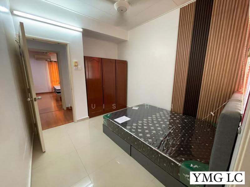 2-storey Terraced House for Rent in Bandar Botanic (Klang) - Louis Chan - Bedroom - PropertyGuru.com.my