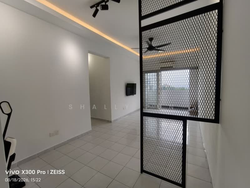 Pangsapuri untuk Disewa di Sri Teratai Apartment - Shally Pun - Living Room - PropertyGuru.com.my