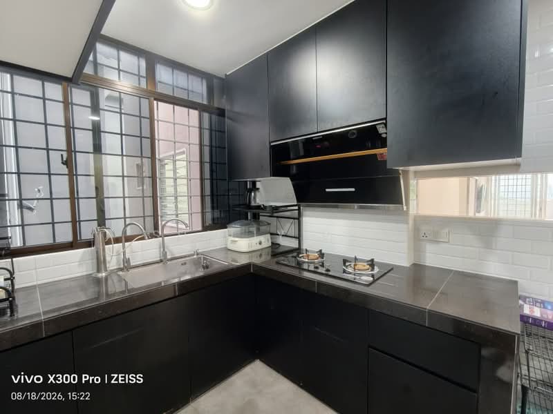 Pangsapuri untuk Disewa di Sri Teratai Apartment - Shally Pun - Kitchen - PropertyGuru.com.my