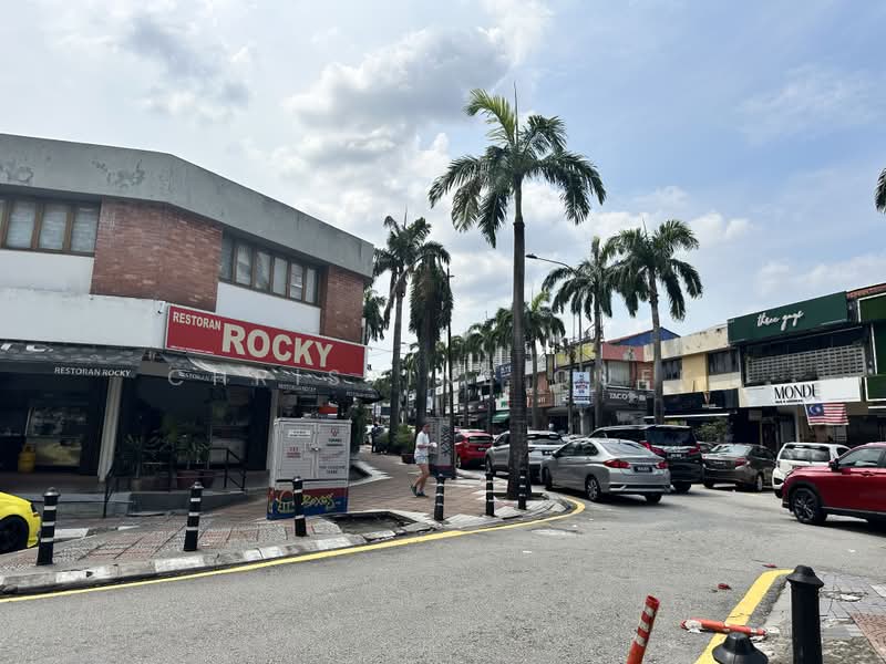 Shop for Rent in Bangsar (Kuala Lumpur) - Christine Quek - Exterior - PropertyGuru.com.my