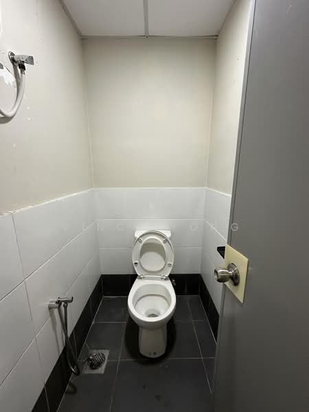 2-storey Terraced House for Rent in Usj 21 (Subang Jaya) - Vince Yong - Bathroom - PropertyGuru.com.my