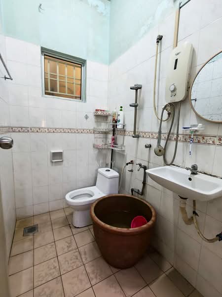 2-storey Terraced House for Sale in Bukit Indah (Iskandar Puteri (Nusajaya)) - Tommy Tai - Bathroom - PropertyGuru.com.my