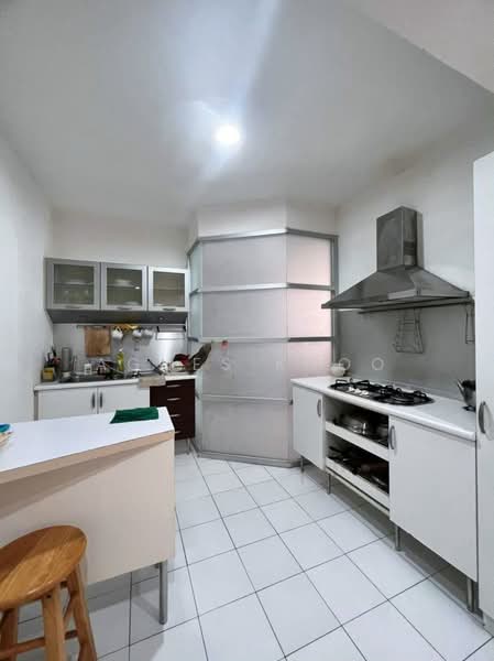 Kondominium untuk Disewa di 1 Persiaran Gurney - Agnes Khoo - Kitchen - PropertyGuru.com.my