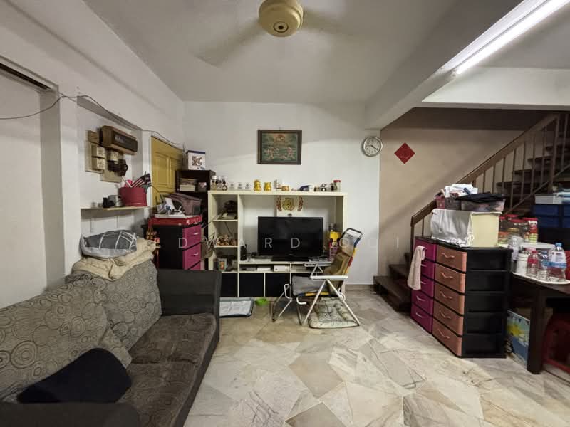 2-storey Terraced House for Sale in Taman Daya (Kepong) - Edward Ooi - Living Room - PropertyGuru.com.my