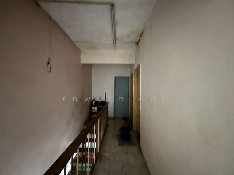 2-storey Terraced House for Sale in Taman Daya (Kepong) - Edward Ooi - Corridor - PropertyGuru.com.my