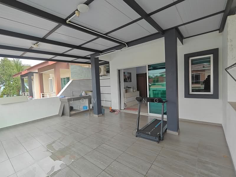 2-storey Terraced House for Sale in Taman Sungai Jawi (Sungai Jawi) - Jovine Ng - Balcony - PropertyGuru.com.my
