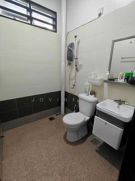 2-storey Terraced House for Sale in Taman Sungai Jawi (Sungai Jawi) - Jovine Ng - Bathroom - PropertyGuru.com.my