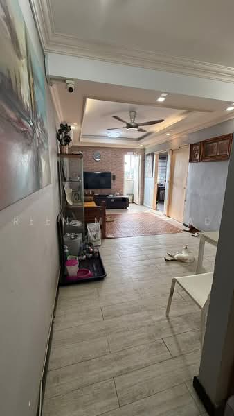 Flat for Sale at Pendekar - Reen Mohamad - Living Room - PropertyGuru.com.my