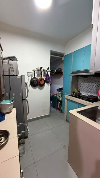 Flat for Sale at Pendekar - Reen Mohamad - Kitchen - PropertyGuru.com.my