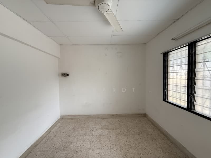 Rumah Teres 1-Tingkat untuk Dijual di Seksyen 8 (Petaling Jaya) - Bernhardt . - PropertyGuru.com.my