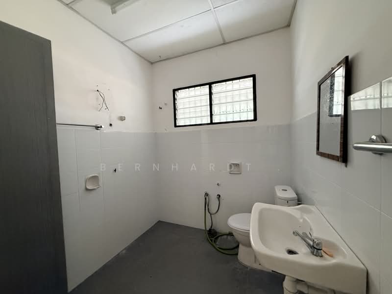 Rumah Teres 1-Tingkat untuk Dijual di Seksyen 8 (Petaling Jaya) - Bernhardt . - PropertyGuru.com.my