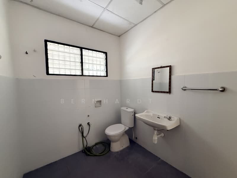 Rumah Teres 1-Tingkat untuk Dijual di Seksyen 8 (Petaling Jaya) - Bernhardt . - PropertyGuru.com.my