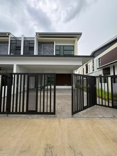 Cluster House for Sale in Johor Bahru (Johor) - Calvin Chuah - Exterior - PropertyGuru.com.my
