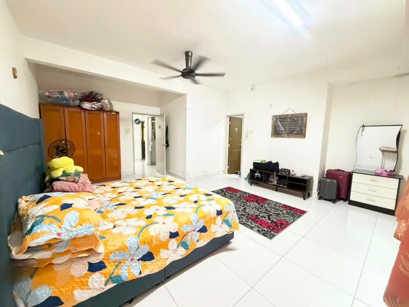 2-storey Terraced House for Sale in Taman Bestari Indah (Ulu Tiram) - Tommy Tai - Bedroom - PropertyGuru.com.my