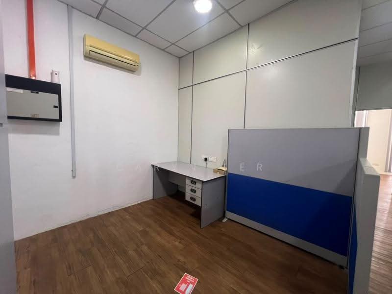 Factory for Rent in Gelang Patah (Johor) - Caryn Ter - Interior - PropertyGuru.com.my