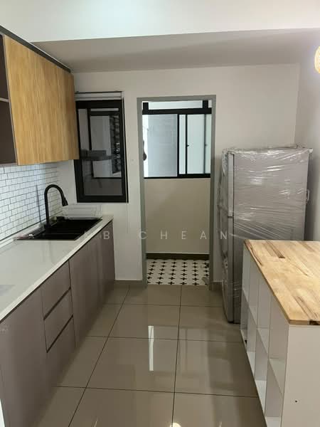 Kediaman Servis untuk Disewa di M Luna - KB Chean - Kitchen - PropertyGuru.com.my