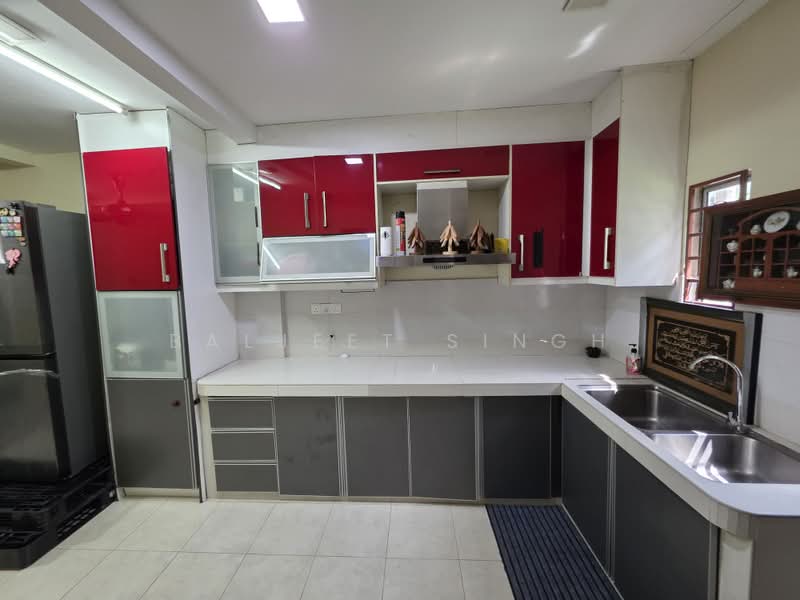 2-storey Terraced House for Sale in Taman Mesra (Klang) - Baljeet Singh - Kitchen - PropertyGuru.com.my