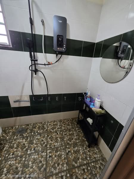 2-storey Terraced House for Sale in Taman Mesra (Klang) - Baljeet Singh - Bathroom - PropertyGuru.com.my