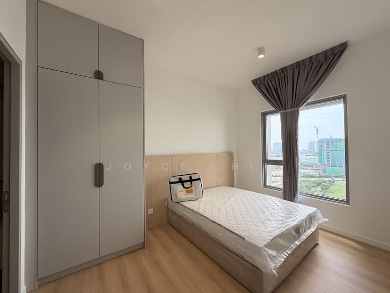 Service Residence for Sale at The Meg Serviced Residence - Joyce Chin - Bedroom - PropertyGuru.com.my