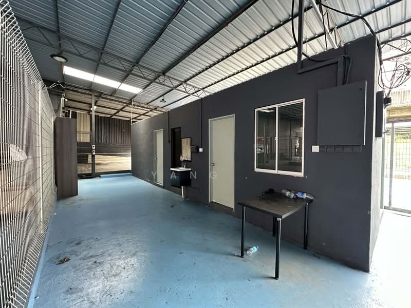 Kedai untuk Disewa di Pudu (KL City Centre) - Yang . - Interior - PropertyGuru.com.my