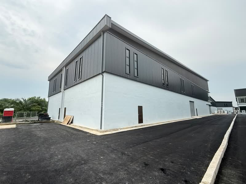 Semi-D Factory for Sale in Kawasan Perindustrian Valdor (Sungai Bakap) - TED NG - Exterior - PropertyGuru.com.my
