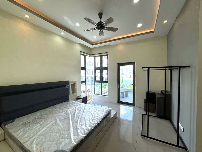 Cluster House for Sale in Taman Bukit Skudai (Skudai) - Karl Lim - Bedroom - PropertyGuru.com.my