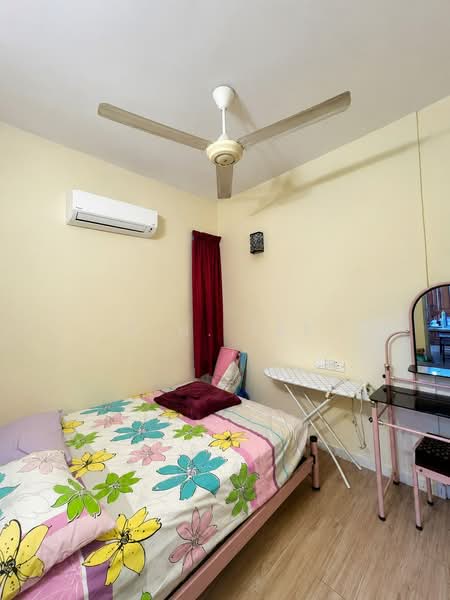 Condominium for Sale at N-Park Condominium - C.H. Lee - Bedroom - PropertyGuru.com.my