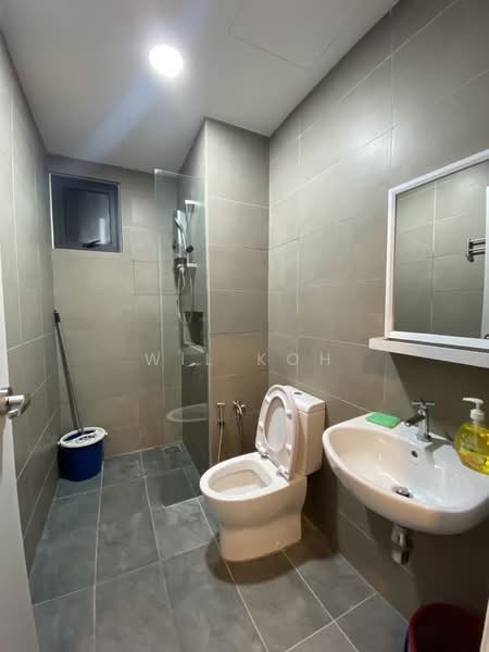Kediaman Servis untuk Disewa di Akasa - Wil Koh - Bathroom - PropertyGuru.com.my